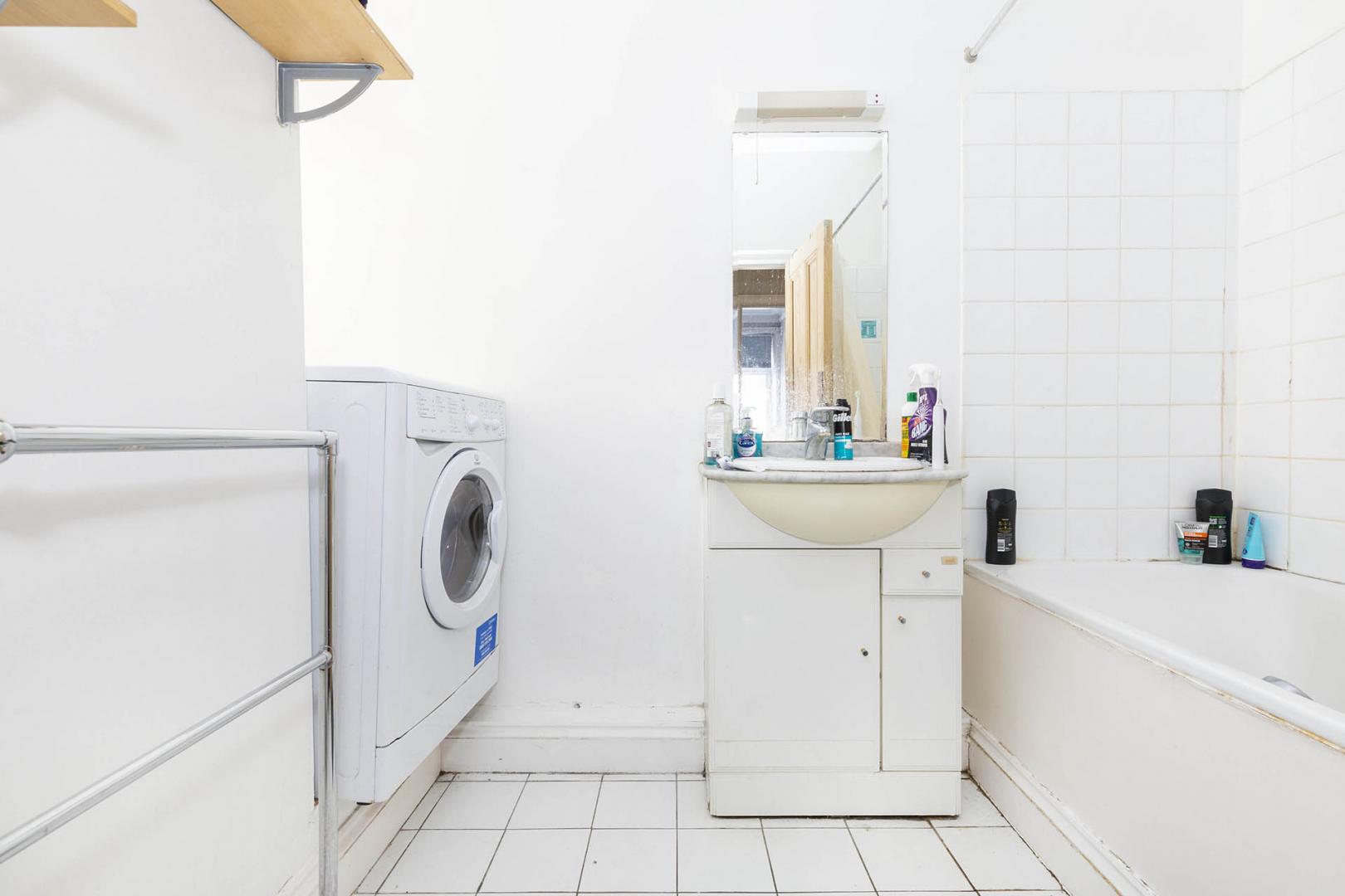 Stunning Apartment Lymington Road, West Hampstead